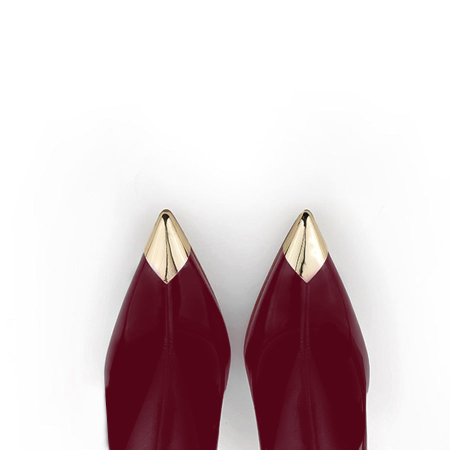 Stivale a punta in pelle elasticizzata