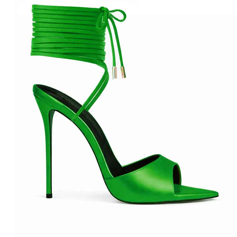 mules raso verde stringa
